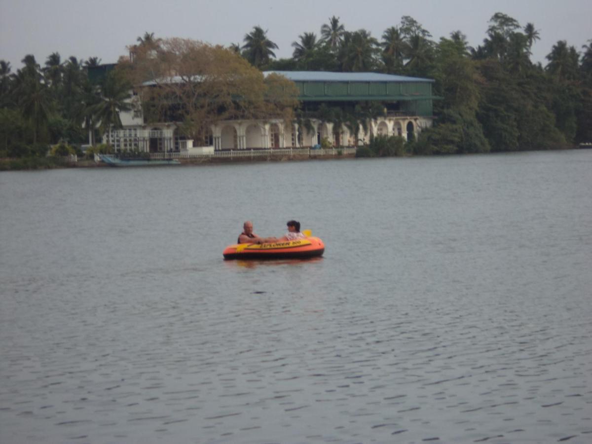 Lake Life Villa Ambalangoda  Extérieur photo