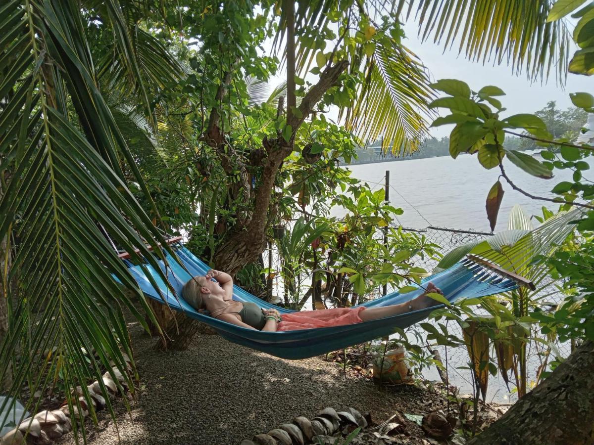 Lake Life Villa Ambalangoda  Extérieur photo
